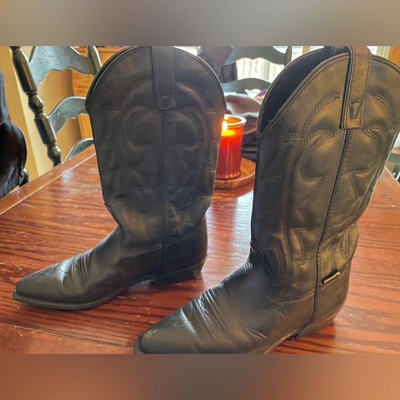 Black Capezio cowboy boots. - Picture 1 of 2